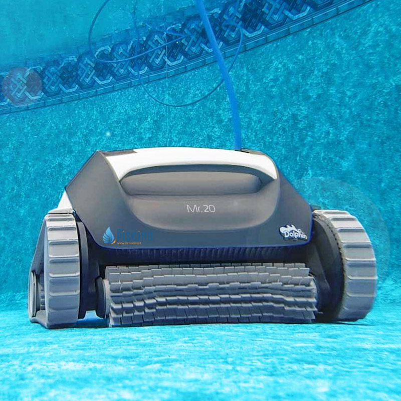 Robot piscina dolphin maytronics mr20 in acqua